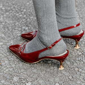 Trendy Red Shoes: A Bold Choice for Stylish Looks