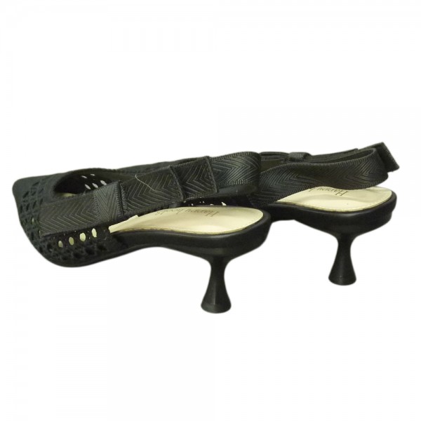 SANDALS H493 BLACK WOVEN