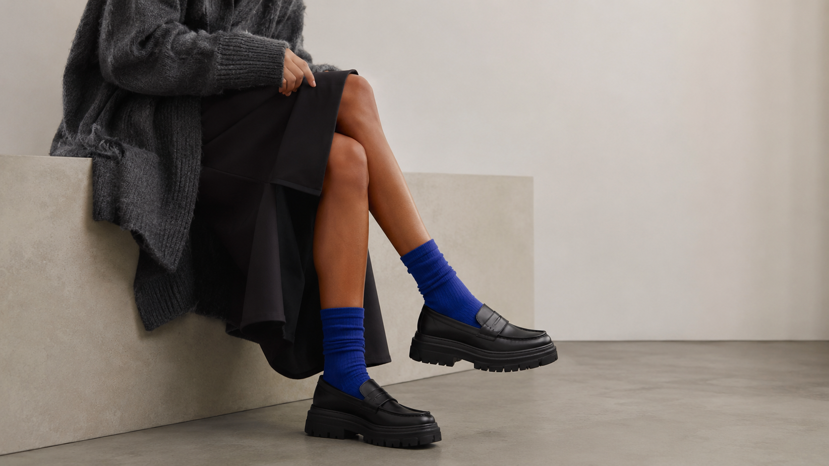 How to match socks and shoes stylishly